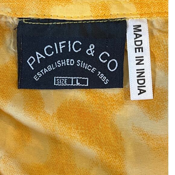 VTG Pacific & Co Hawaiian Shirt Men’s L Yellow Floral Palm Aloha Camp Collar Y2K - Picture 7 of 12